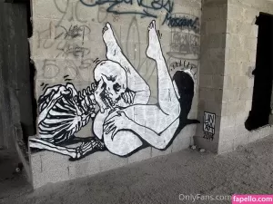 ace-notorious thumbnail #1581596