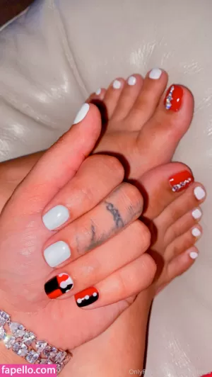 ace-notorious thumbnail #1581597