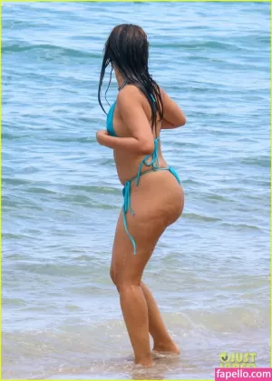 camila-cabello thumbnail #337922