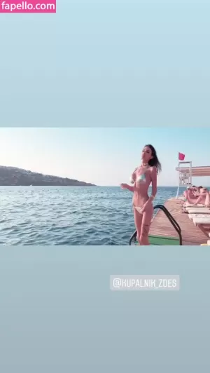 caroline-queen thumbnail #1721296