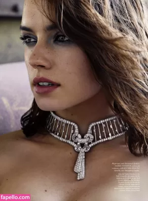 daisy-ridley thumbnail #905991