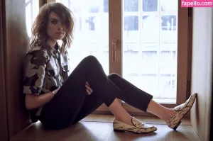 daisy-ridley thumbnail #905986