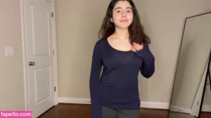 elle-elise thumbnail #1567564