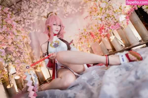 ely-cosplayer thumbnail #1343747