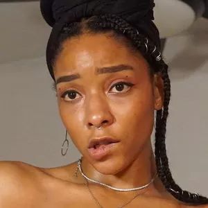 frankiiy thumbnail #378374