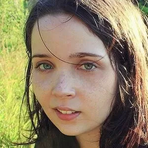 isis-vasconcelllos thumbnail #1891905