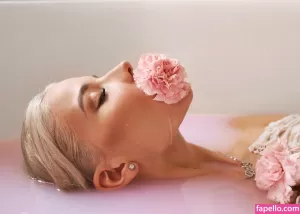 katti-colour thumbnail #1354272