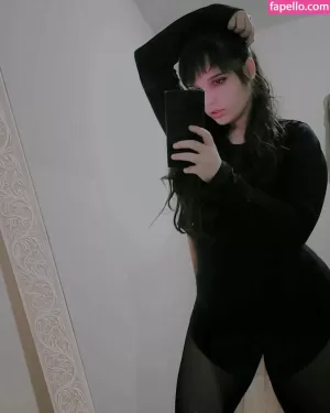 laysa-meroto thumbnail #923215