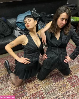 rebecca-black thumbnail #783376