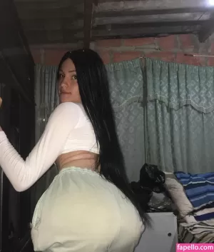 soy-danni18 thumbnail #1413895