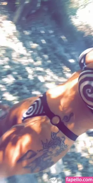 yungmedusa7 thumbnail #2368305