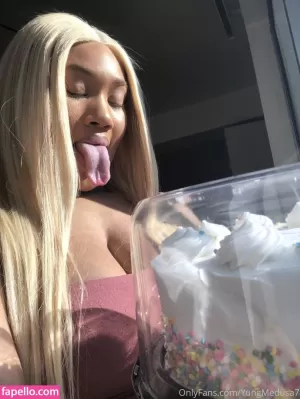 yungmedusa7 thumbnail #2368310